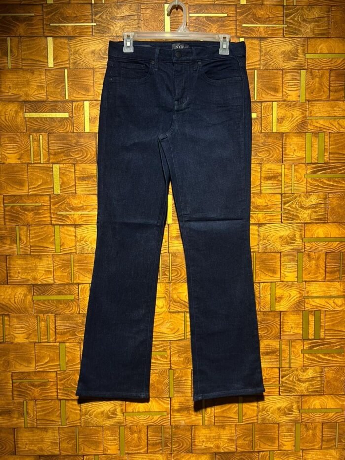 Bell bottom jeans west 30
