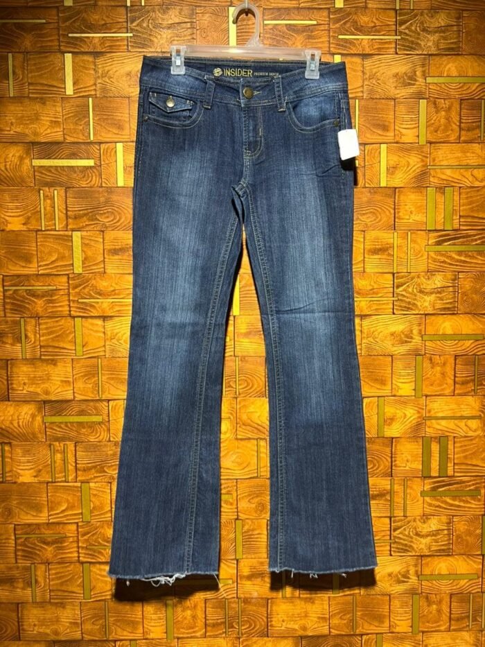 Bell bottom jeans west 32