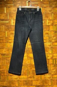 Bell bottom jeans west 26