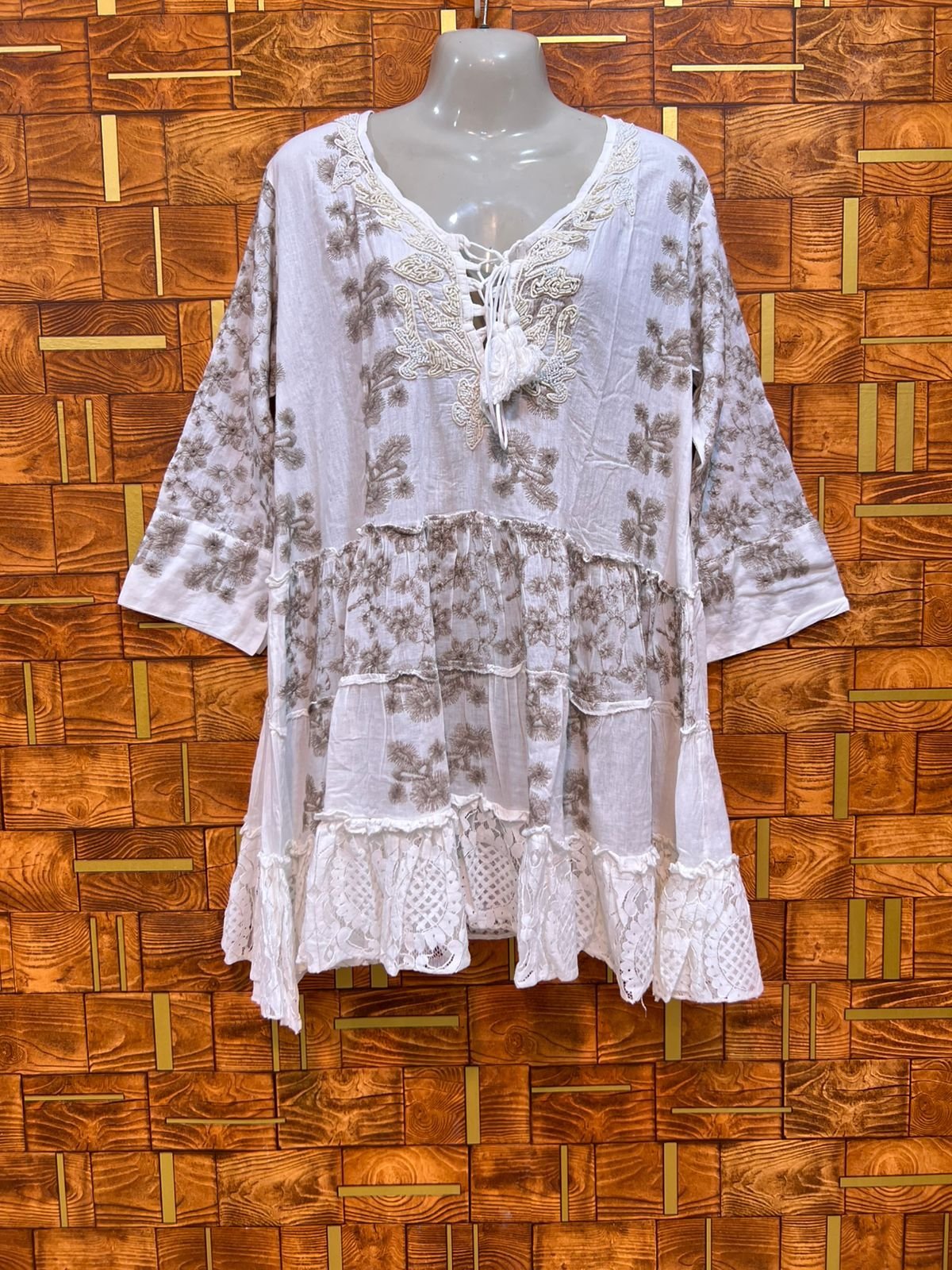 Long top medium cotton length 32 chest 21