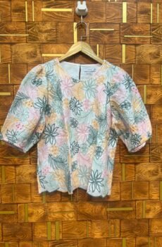 Short top small chikankari length 22 chest 19