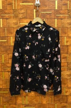 Short top medium linen length 28 chest 20