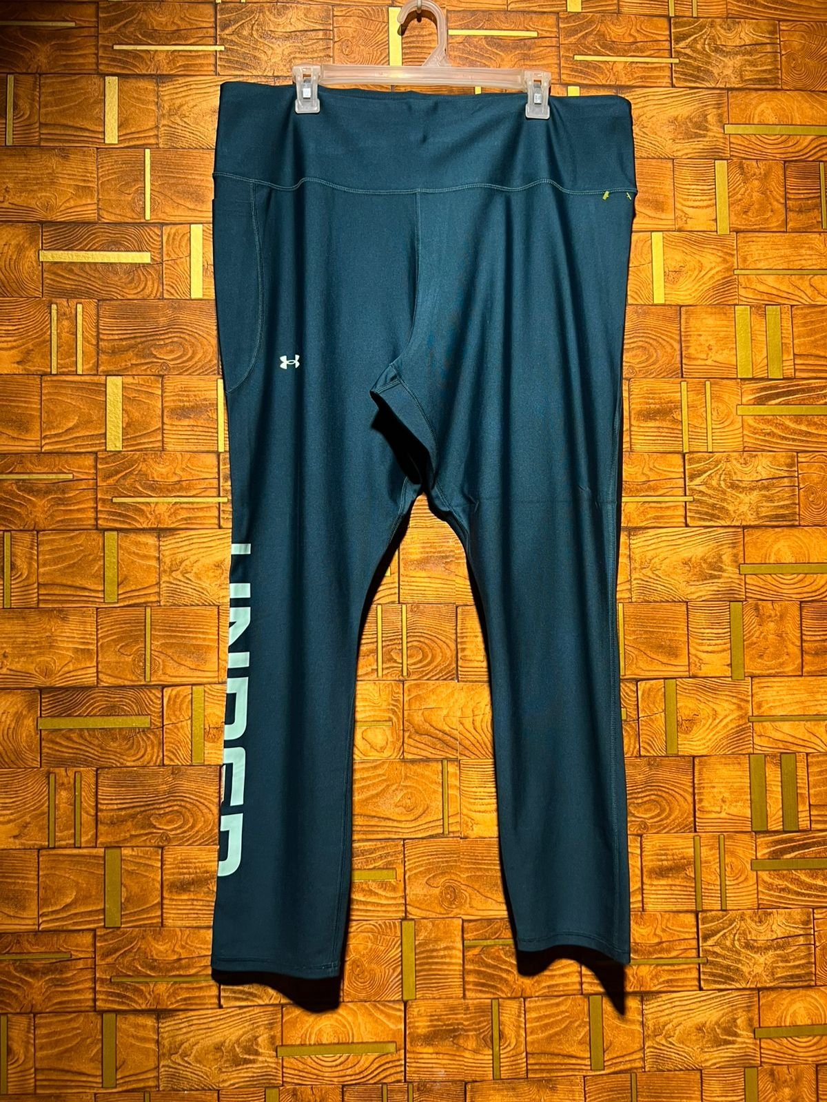 Sports wear trouser