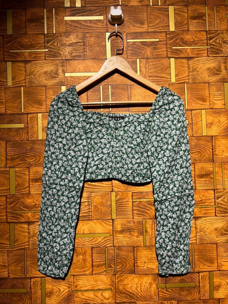 Crop top  linen small