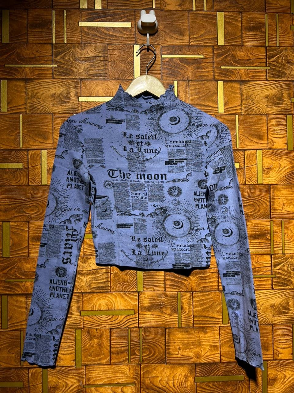 Crop top  jersey small