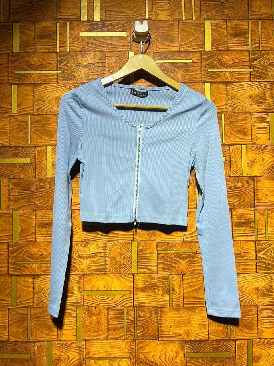 Crop top  jersey small