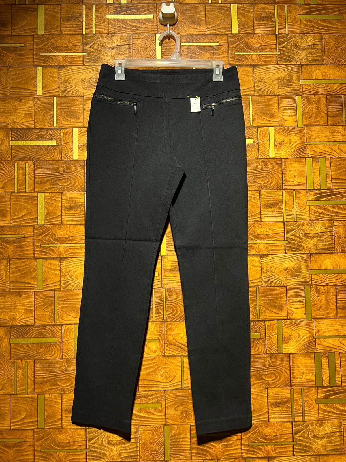 Premium Stretchable Jegging Pant – Soft & Comfortable Fit”
Small length 38
J45