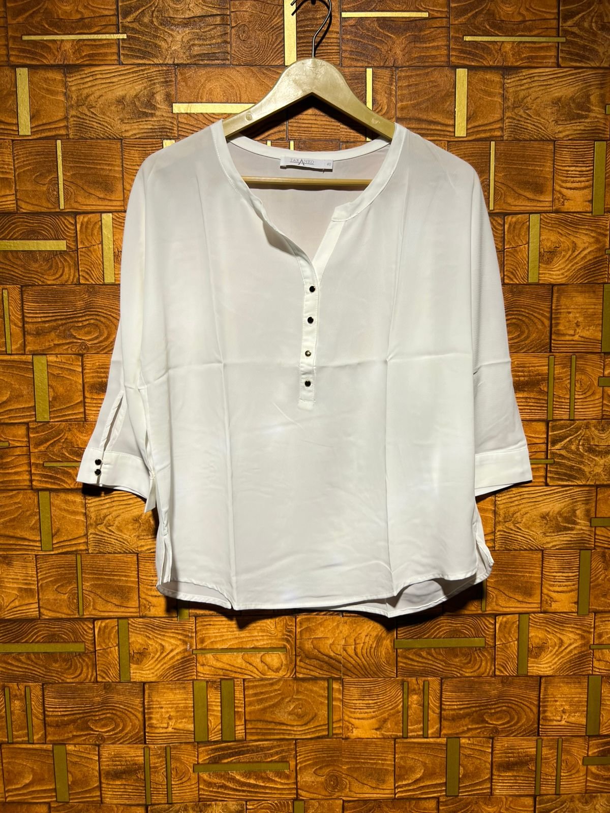 Short Top medium chiffon chest 21 length 23