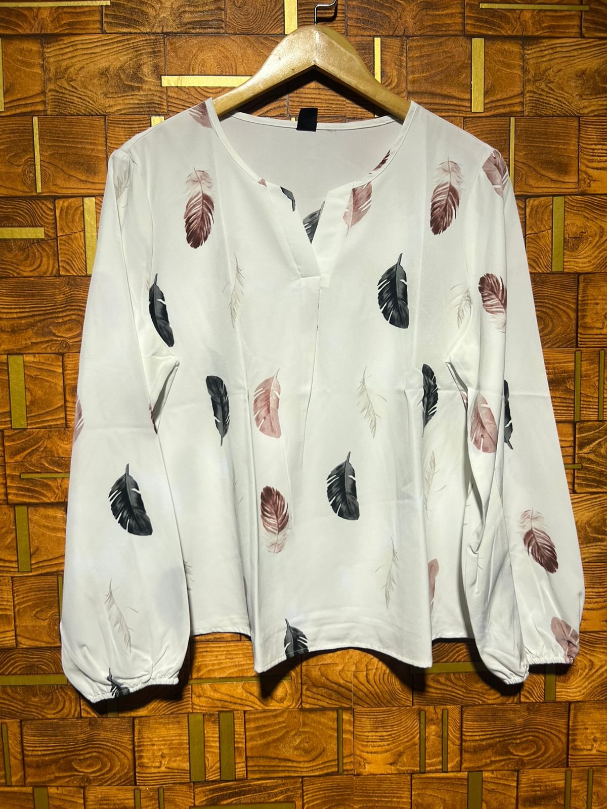 Short Top medium chiffon chest 22 length 24