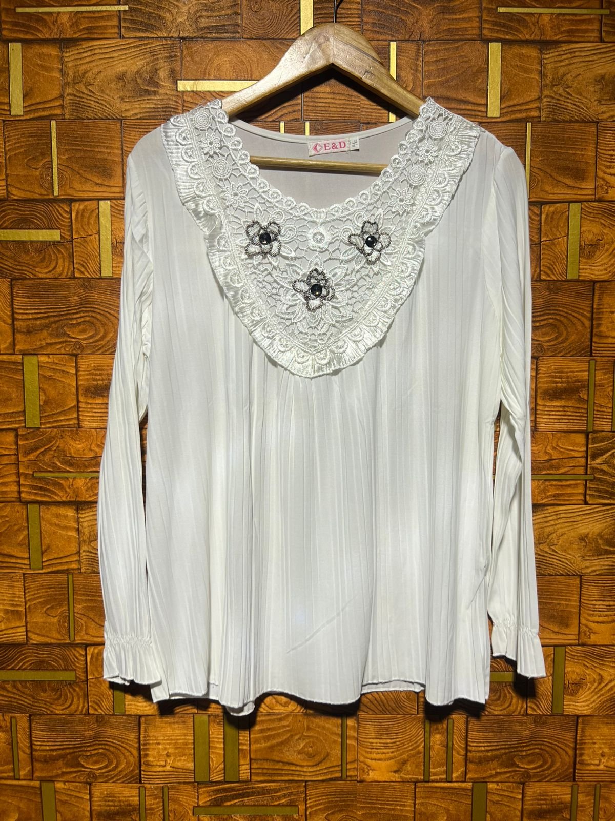 Short Top medium jersey chest 22 length 26