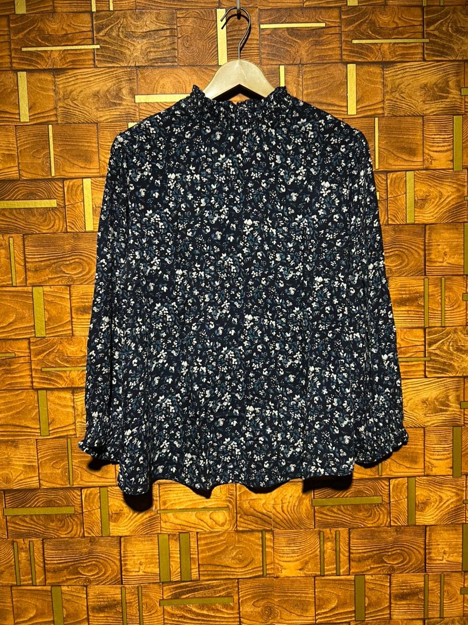 Short top medium linen chest 22 length 25