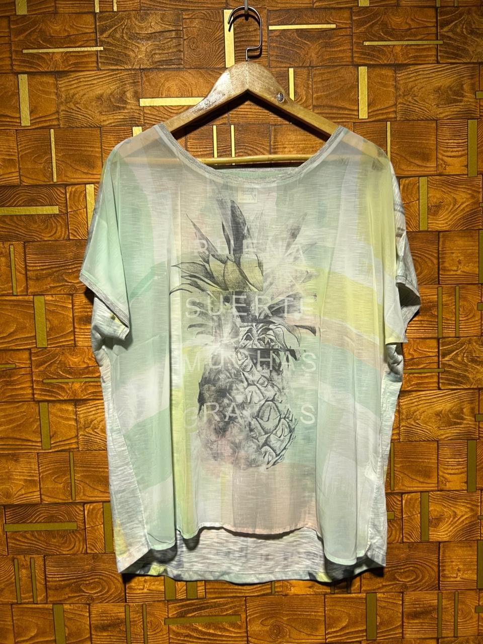 Short top Large chiffon chest 25 length 29