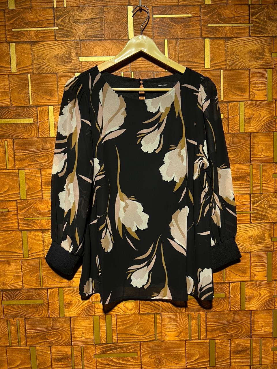 Short top small chiffon chest 19 length 25