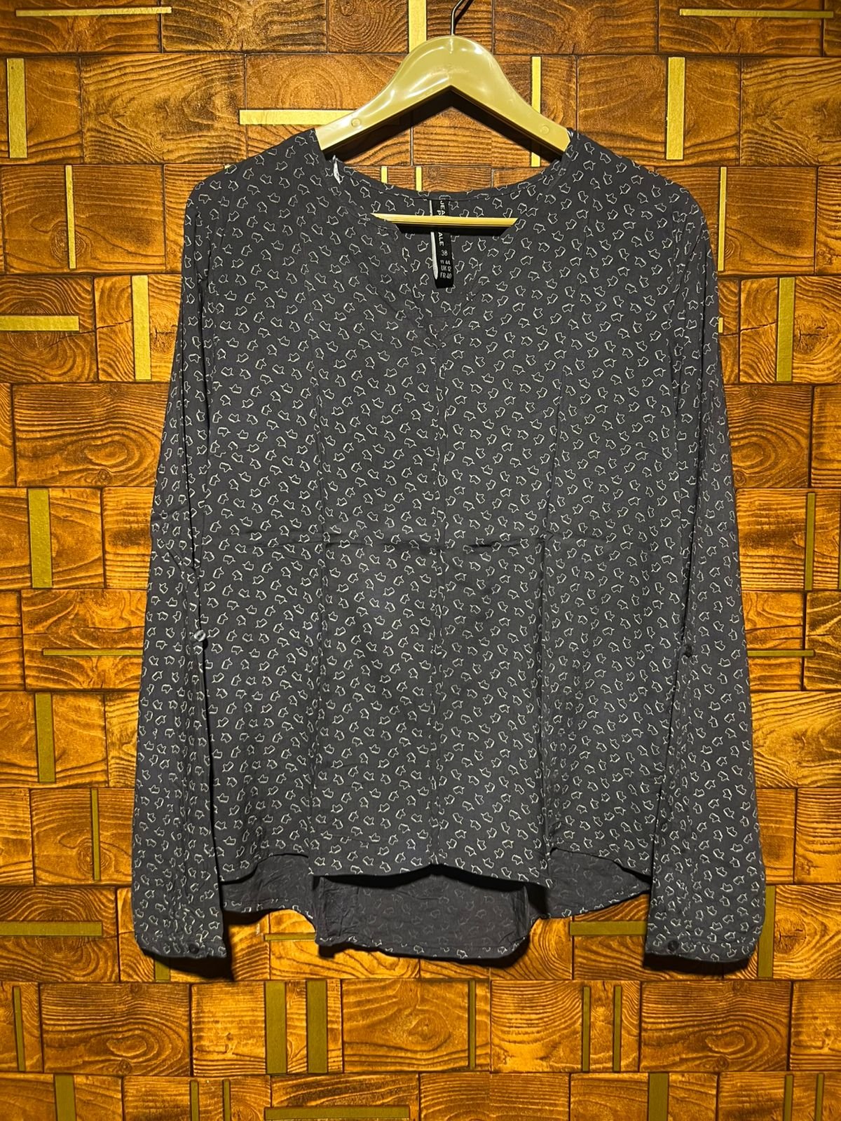 Short Top small linen chest 19 length 26
