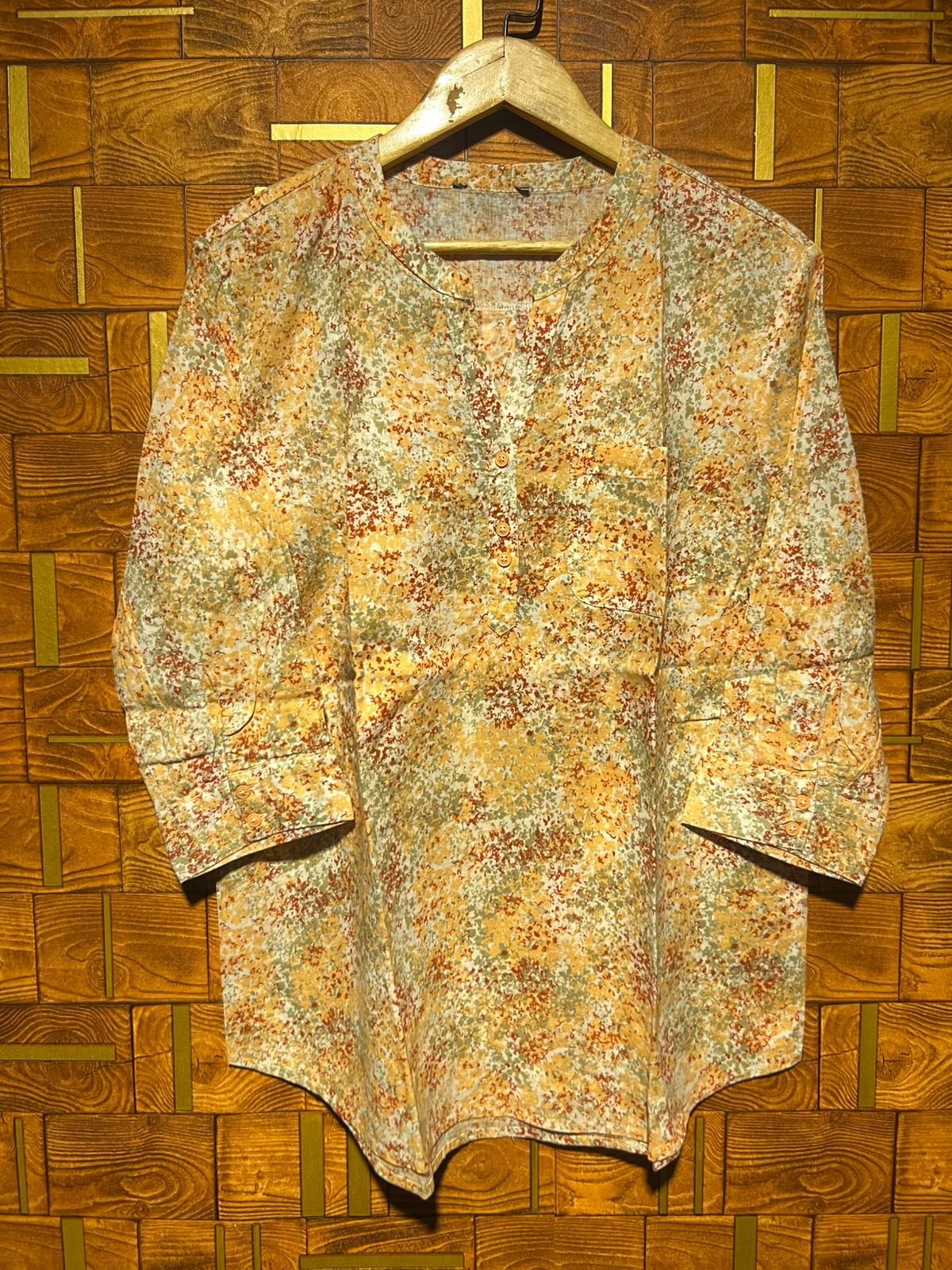 Short top medium cotton chest 22 length 29