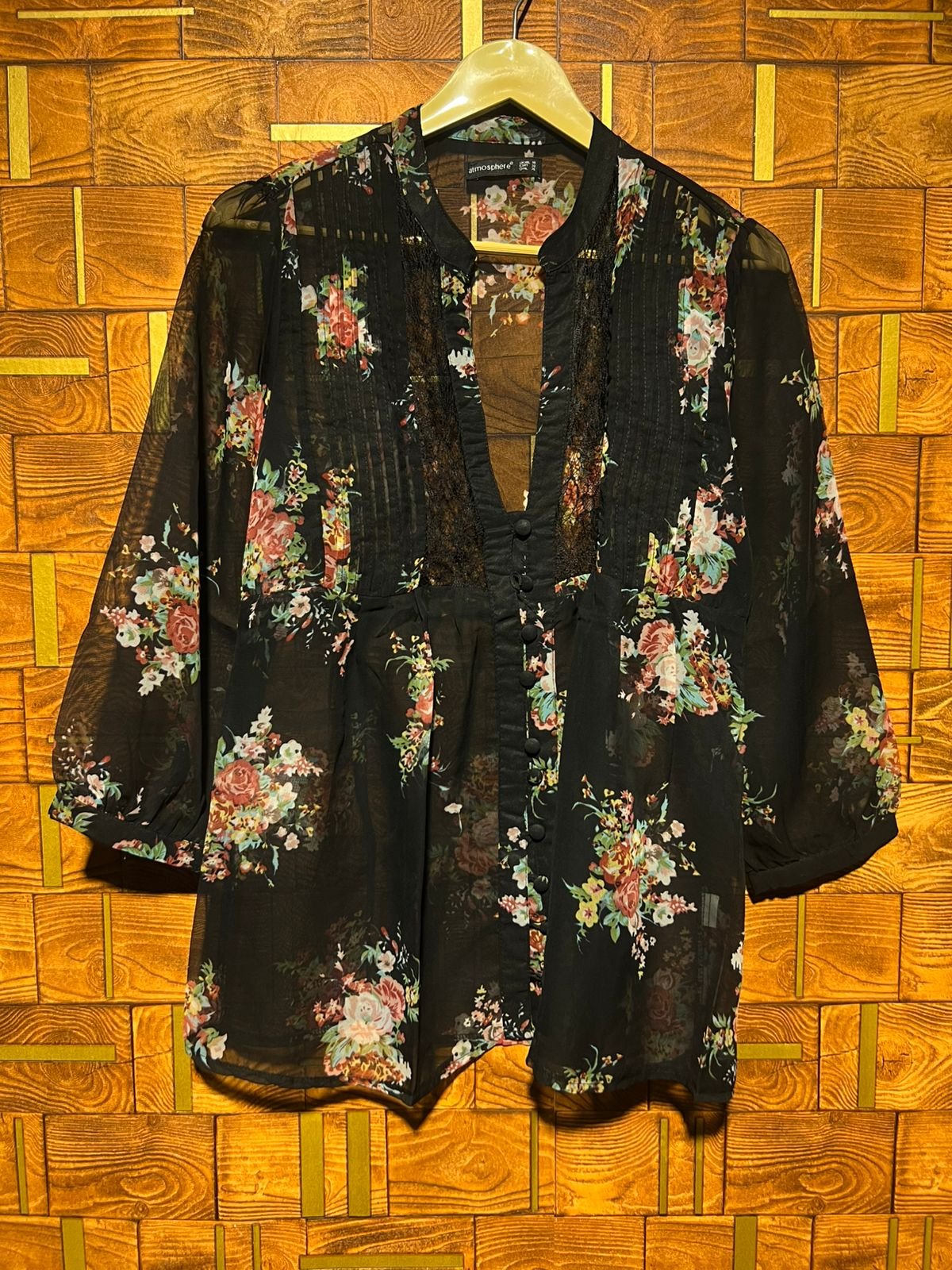 Short top small chiffon chest 18 length 27