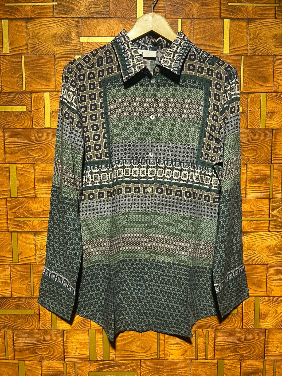 Short top small linen chest 18 length 28