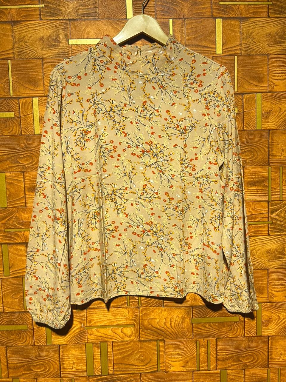 Short top small linen chest 20 length 23