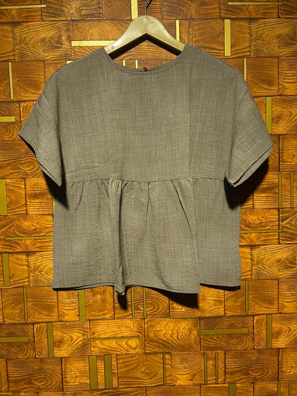 Short top small chiffon chest 19 length 21