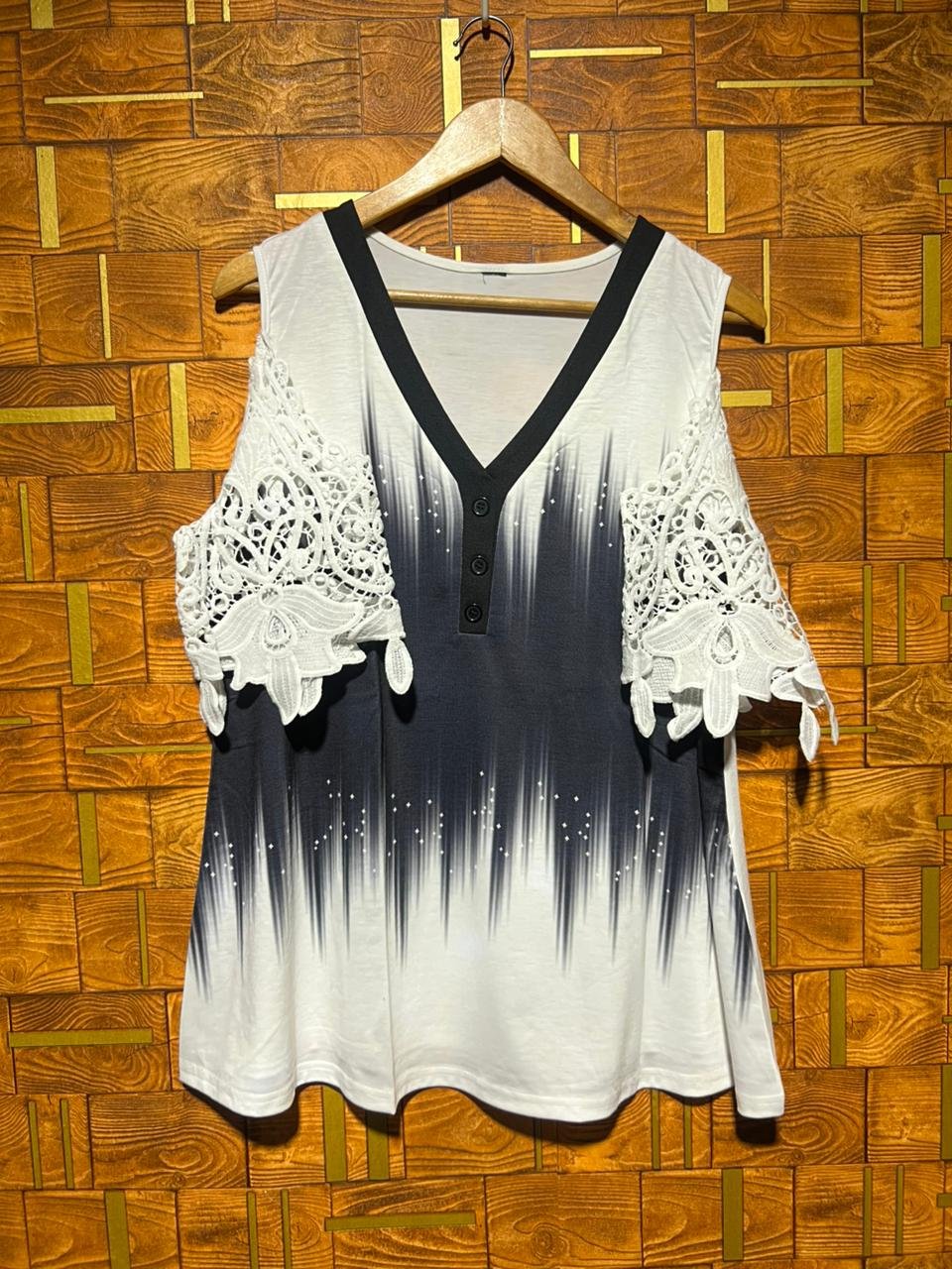 Short top medium jersey chest 22 length 29
