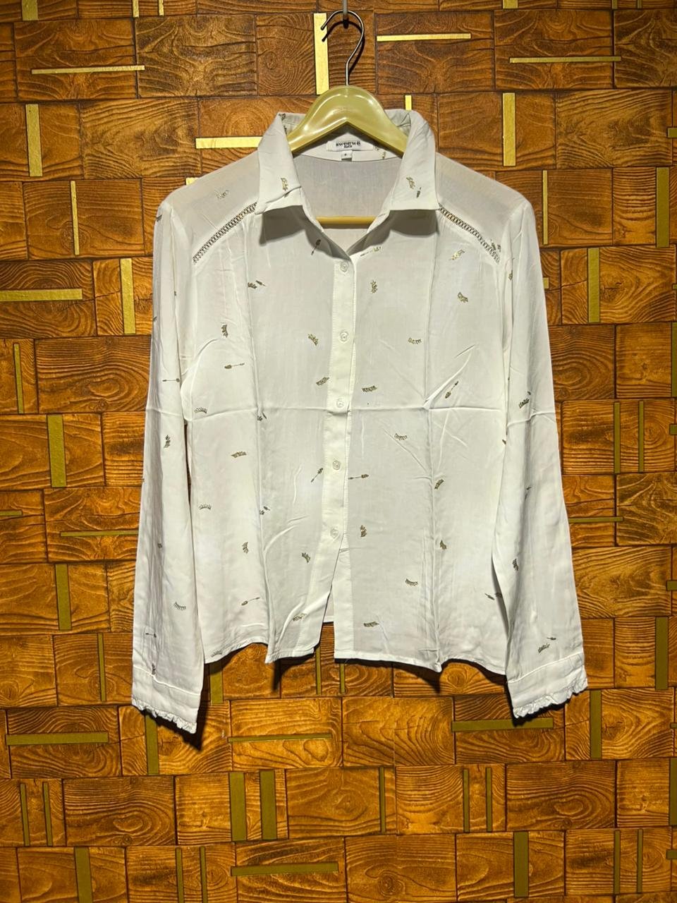 Short top small linen chest 19 length 22