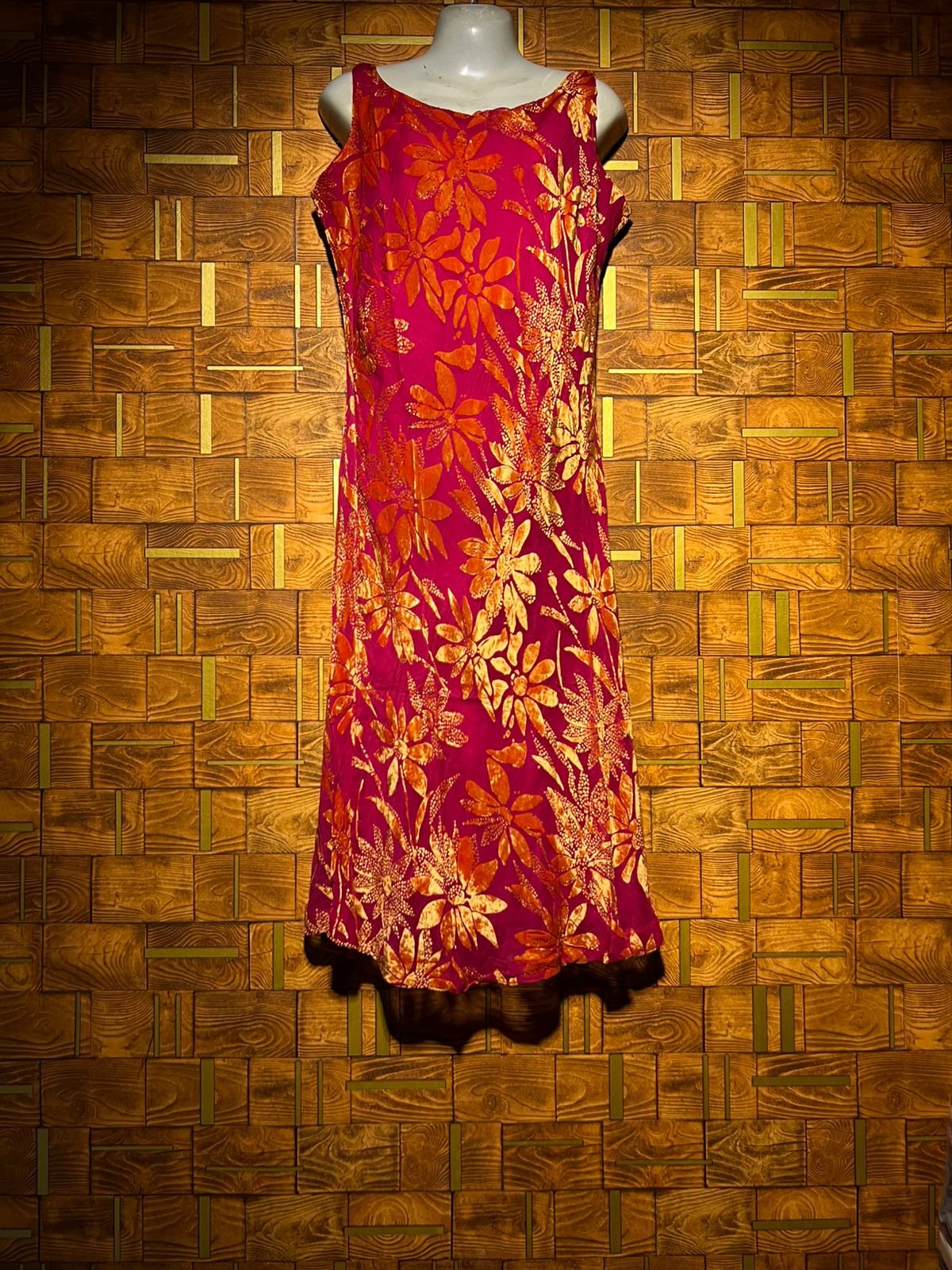 Western Maxie medium velvet chiffon chest 21 length 48