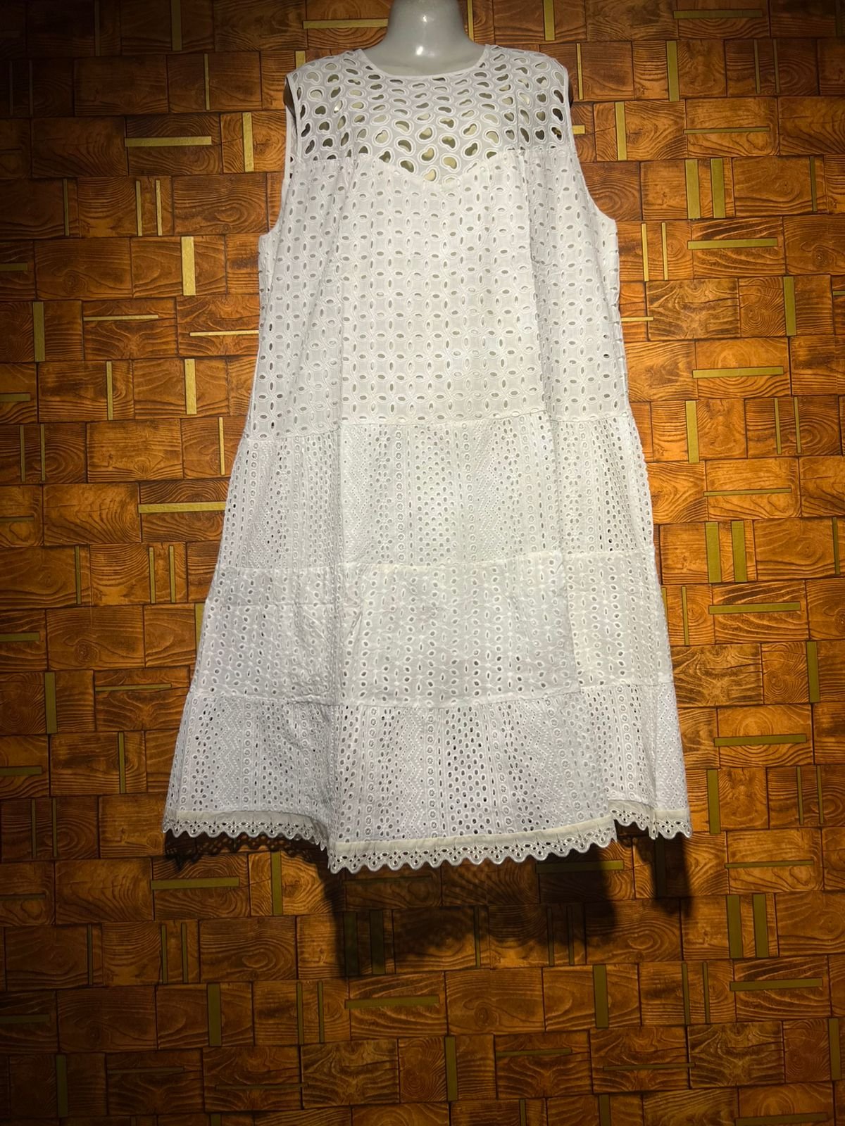 Western Maxie Large chikankari chest 24 length 45