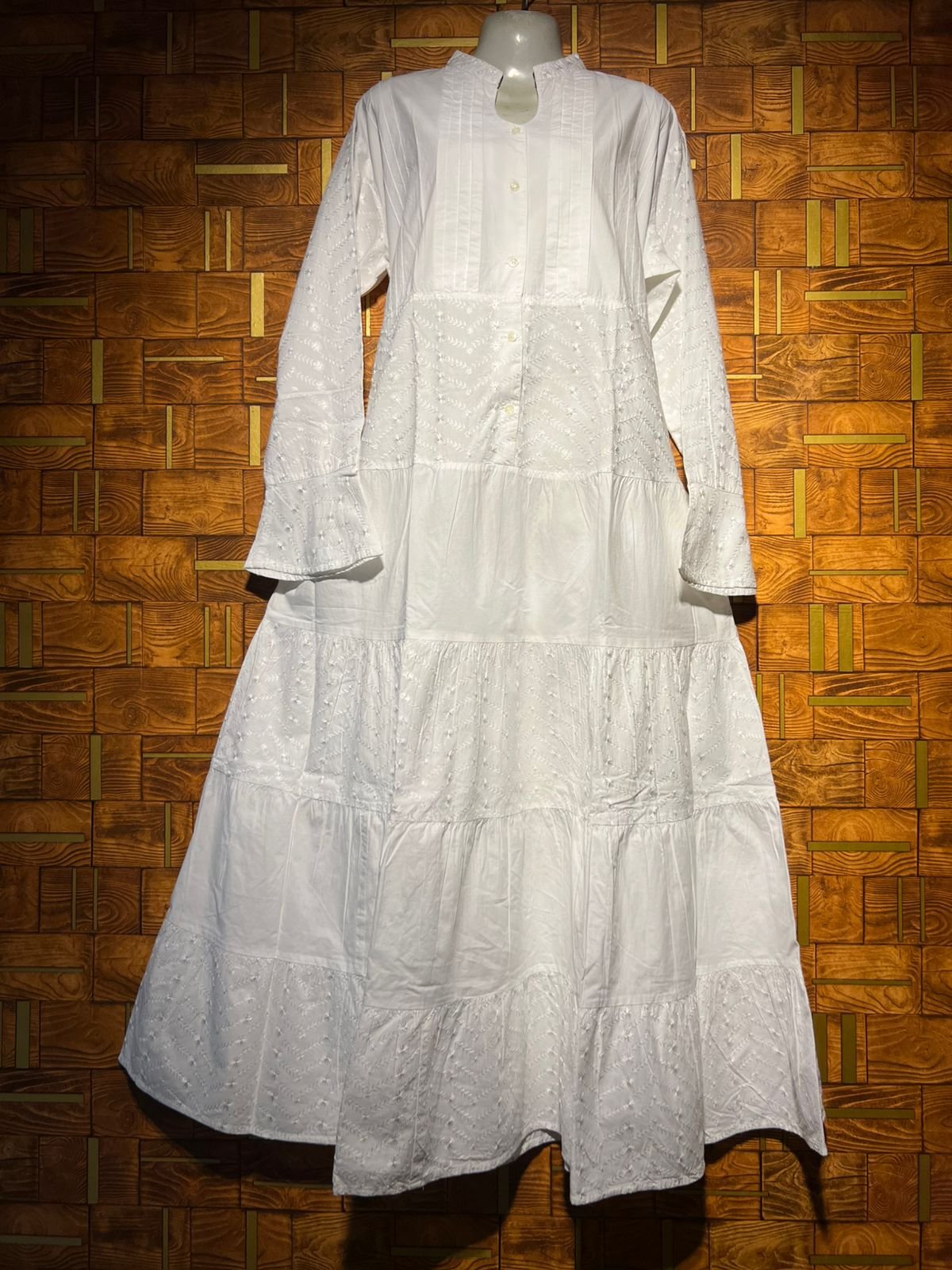 Western Maxie Large cotton chest 24  length 54