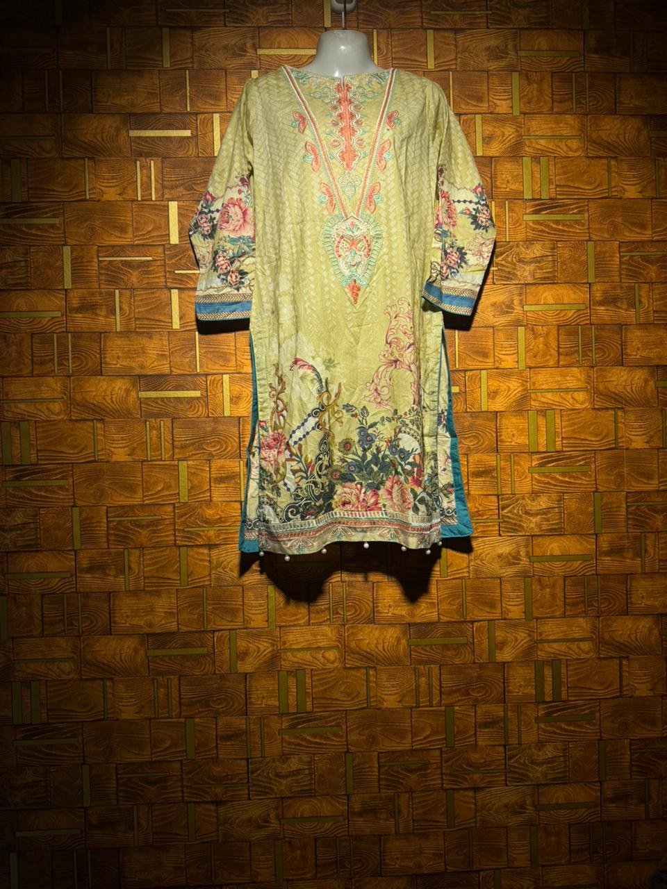 Premium kurti Small chest 19 length 39 lawn