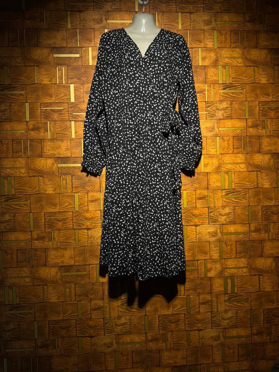 Western Maxie medium chest 21 length 48 silk