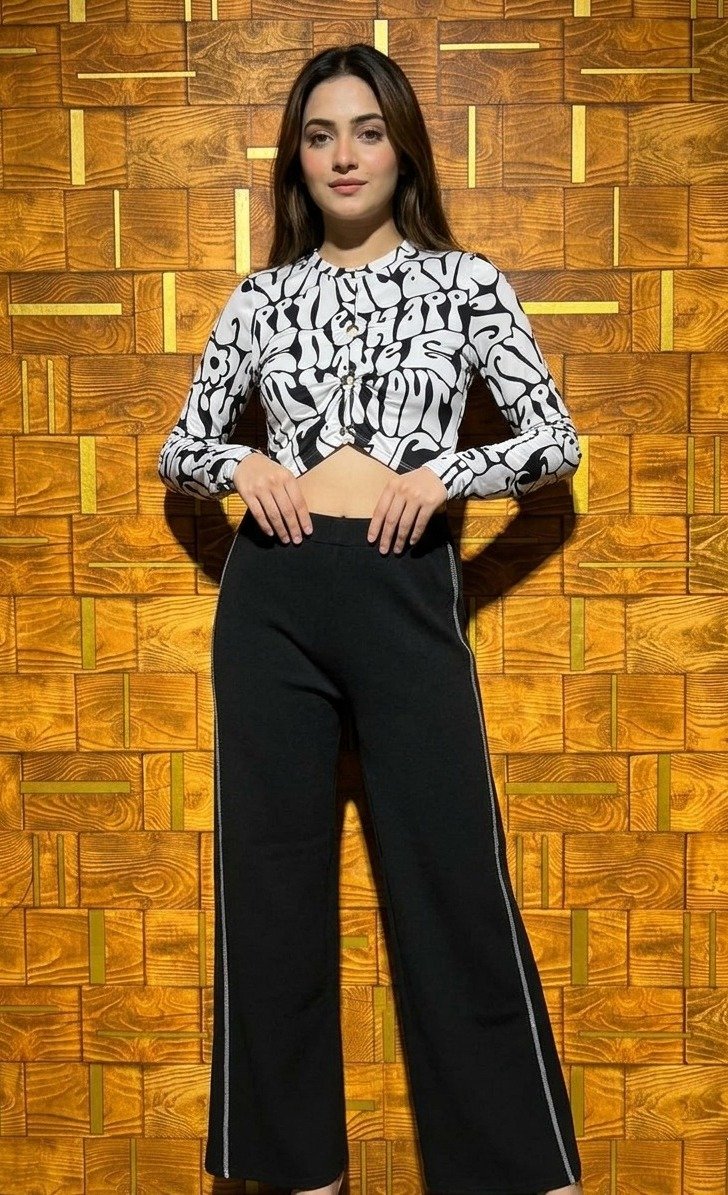 Western Outfit small