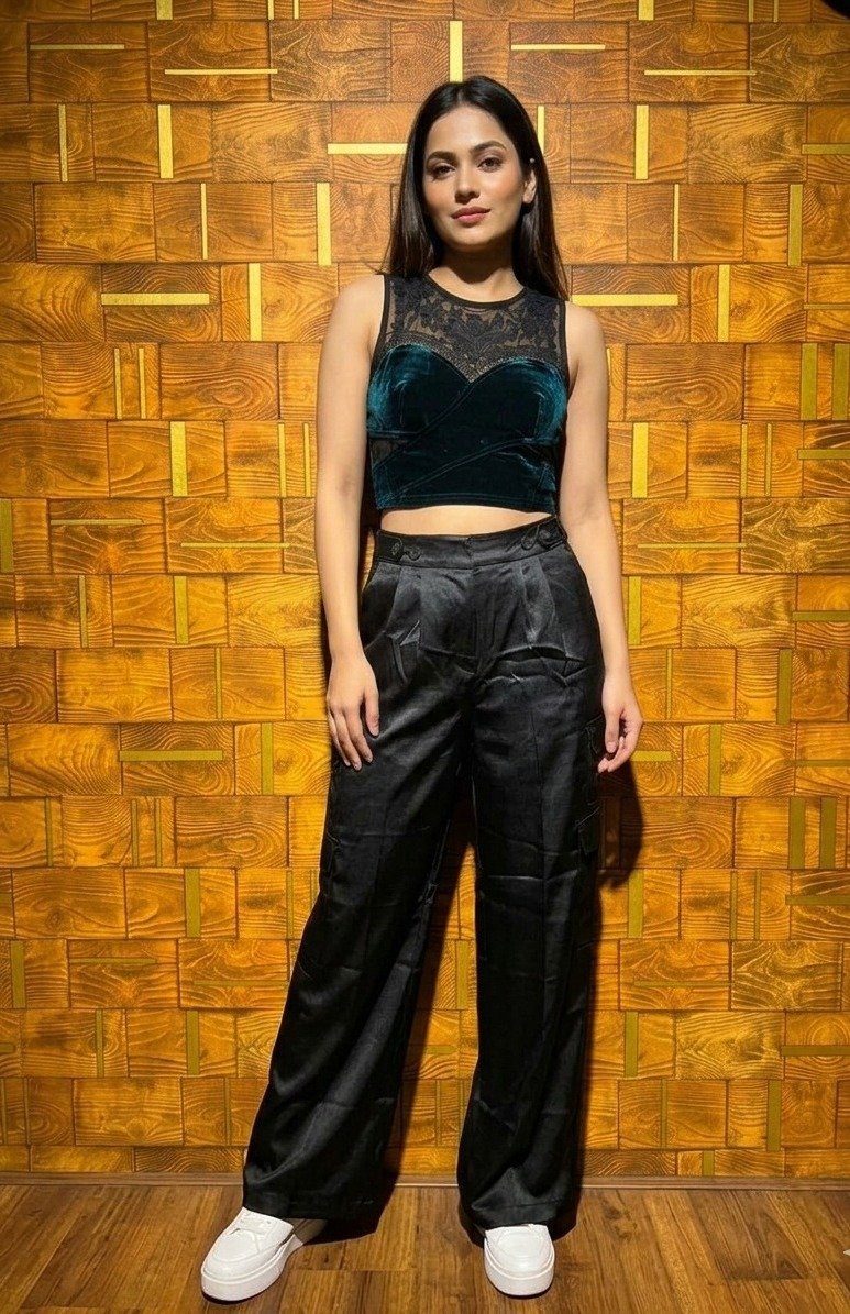 Western Outfit small
