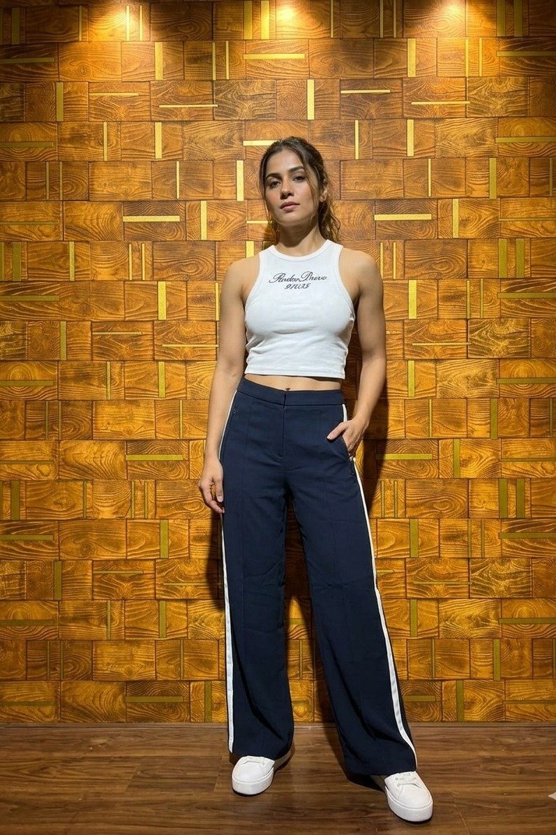 Western Outfit small