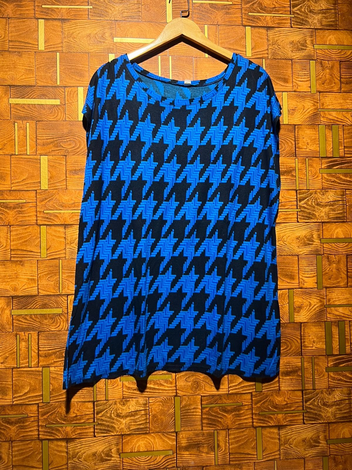 Oversized Casual T-Shirt Large Length 31