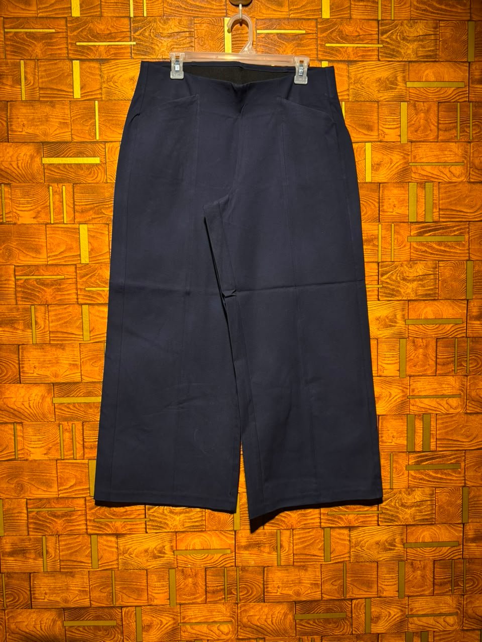 White leg jagging pant west 34/36 length 39 J.102