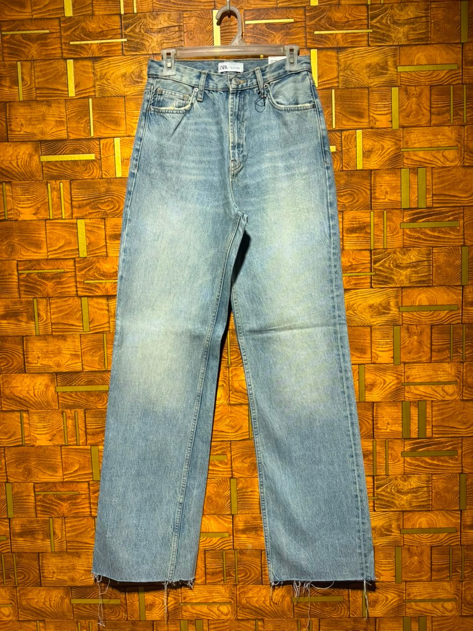 Wide leg jeans west 28/30 length 46 J.114