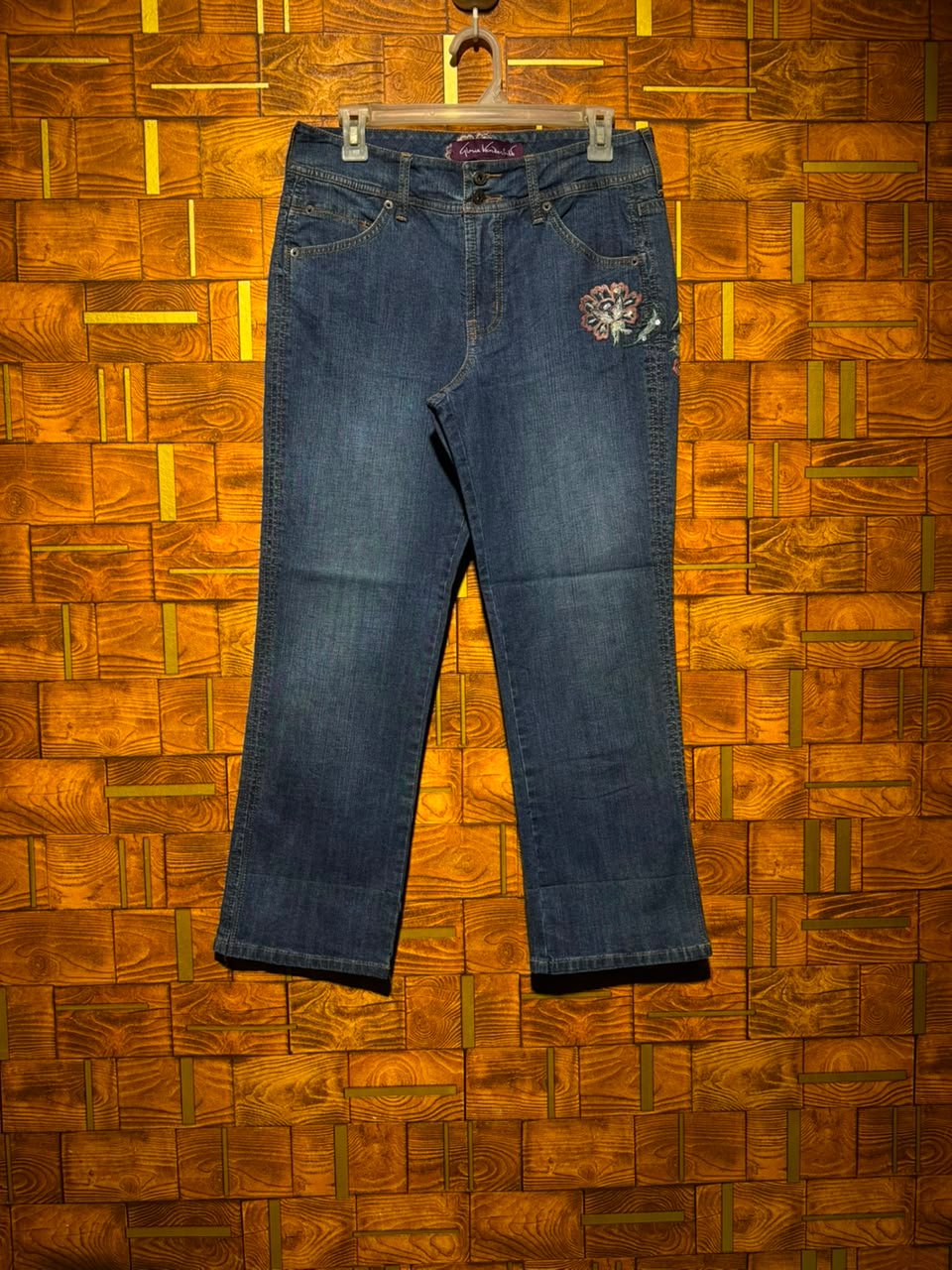 Straight jeans west 32 length 37 J.12