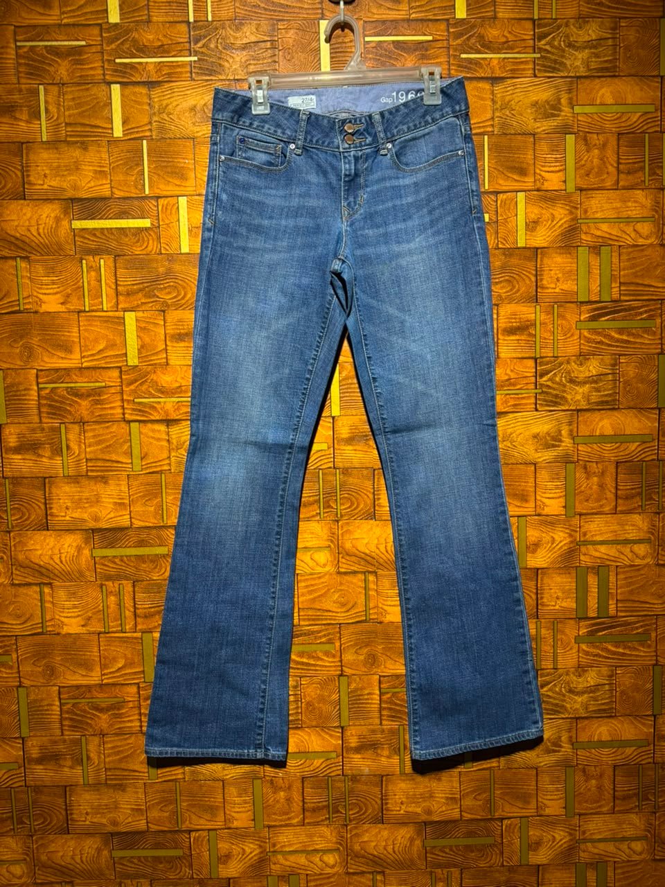 Bell bottom jeans west 32 length 43 J.55