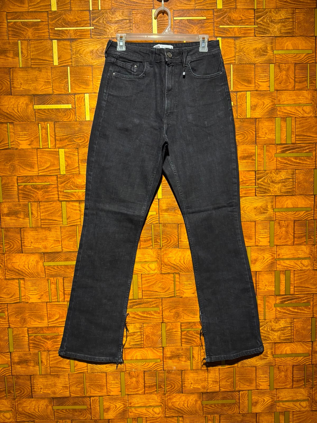 Bell bottom jeans west 32 length 43 J.58