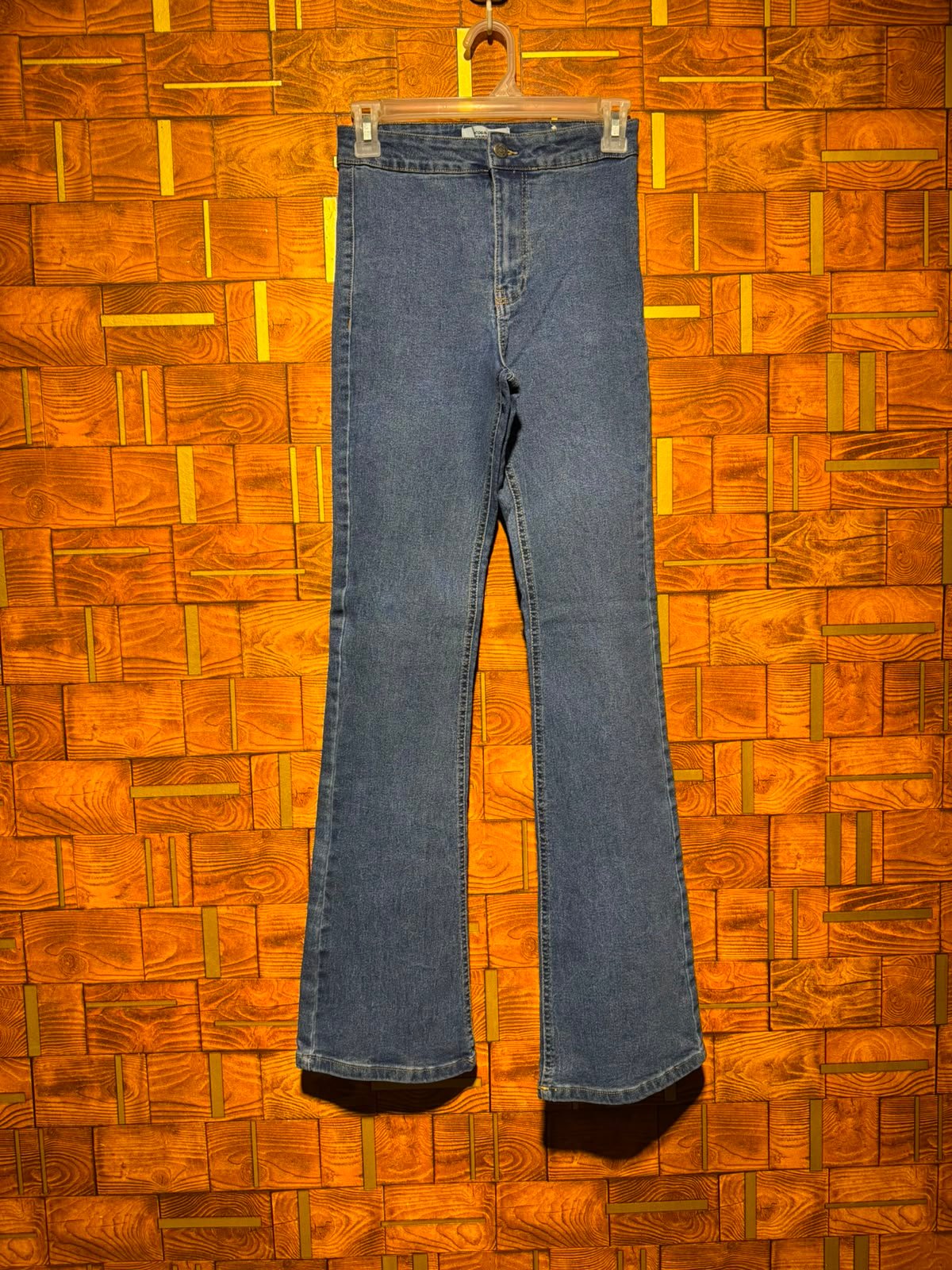 Bell bottom jeans west 26/28 length 42 J.60