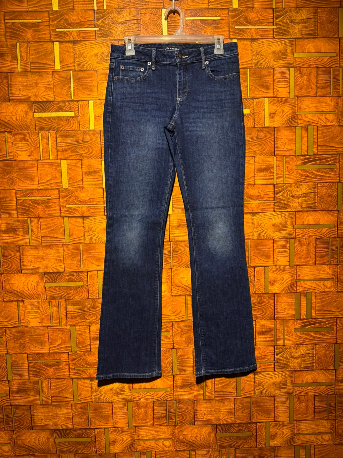Bell bottom jeans west 30/32 length 41 J.67