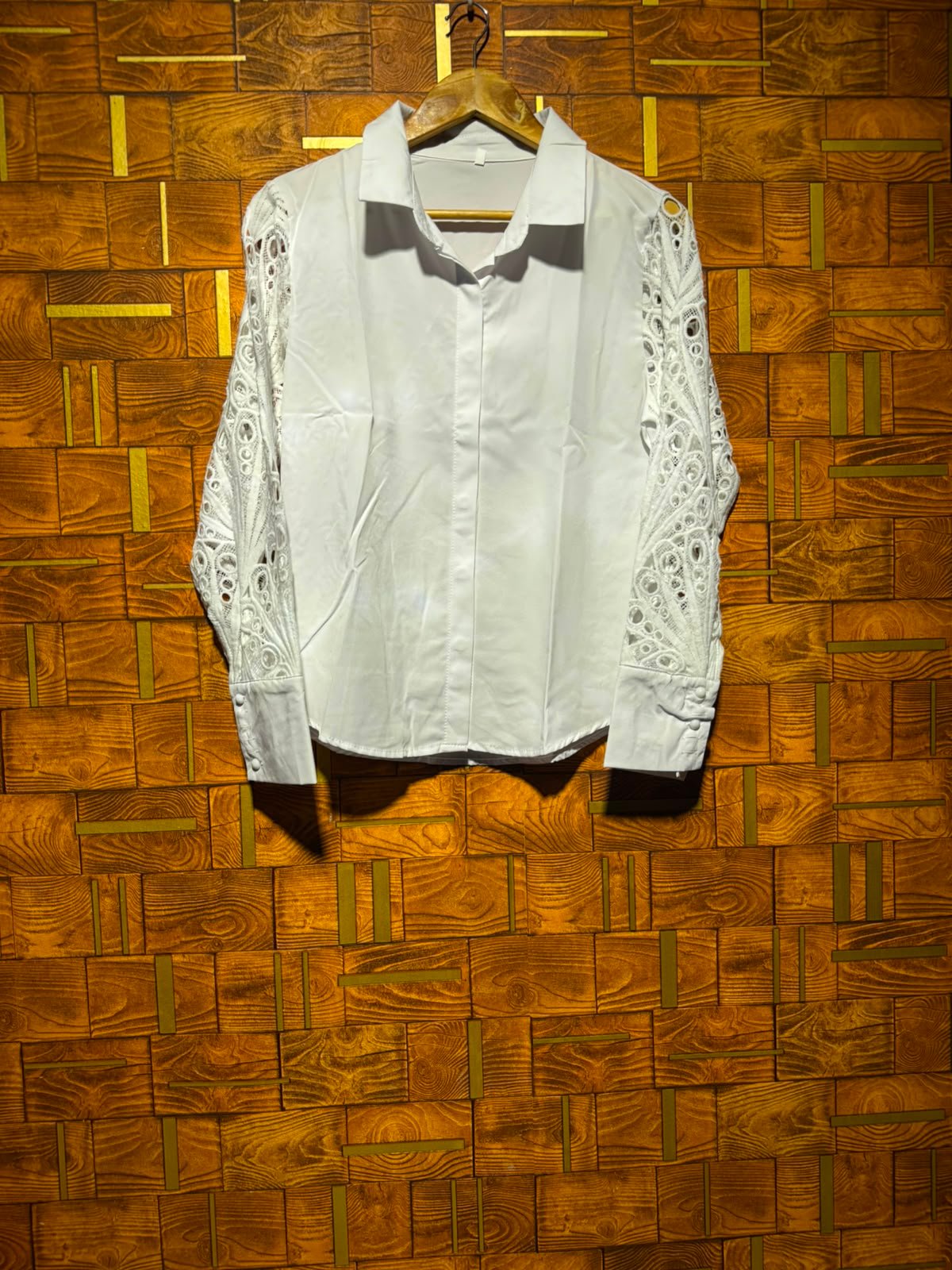 Short top small chest 19 length 24 
Linen