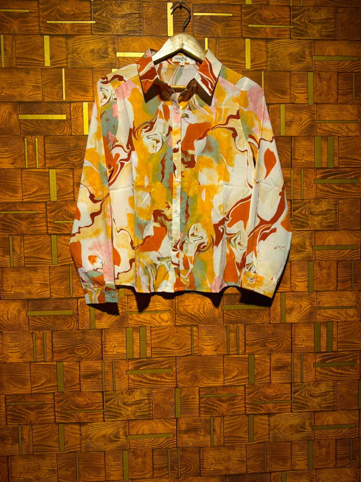 Short top medium chest 21 length 25 
Chiffon