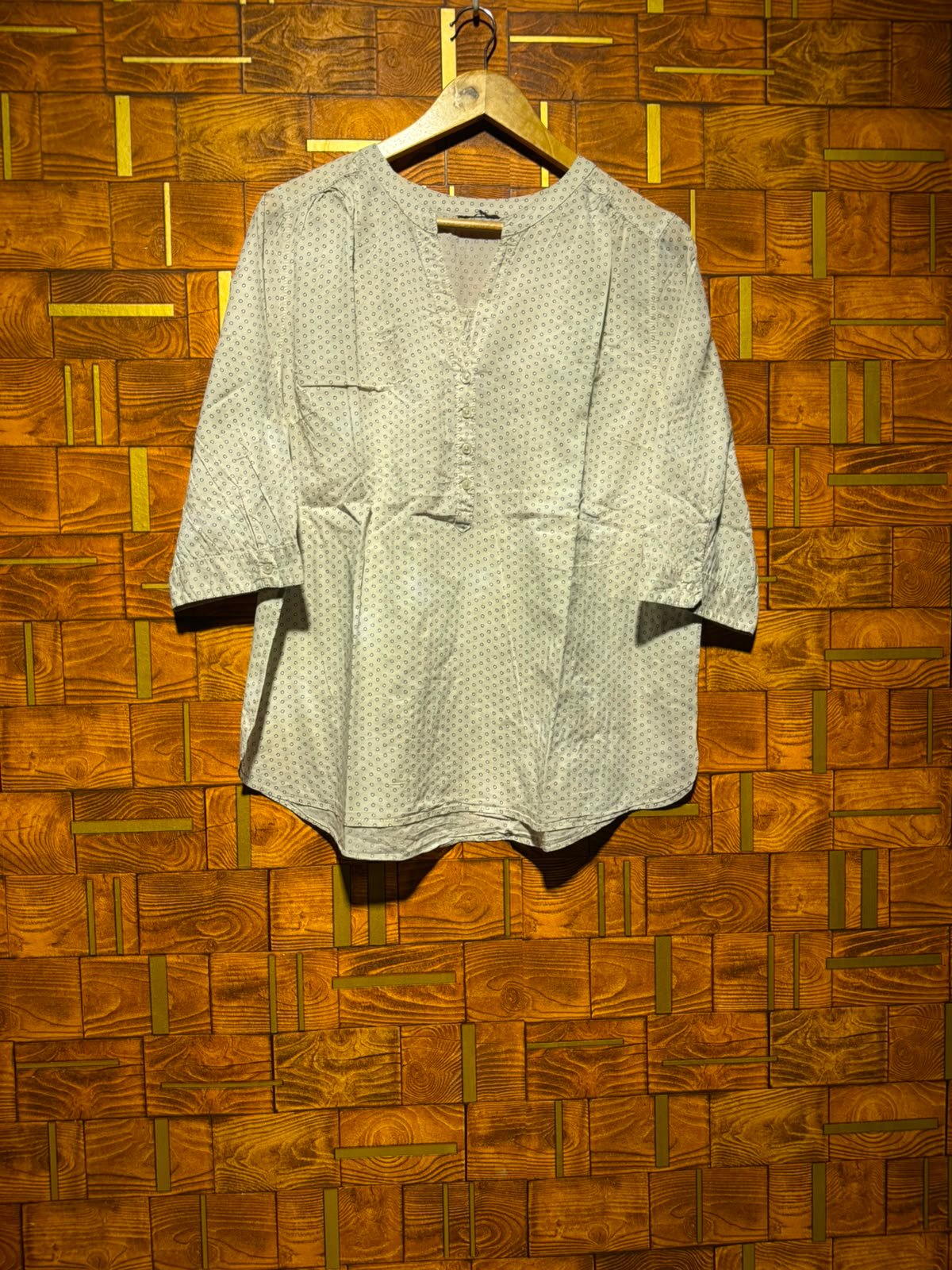 Short top medium chest 24 length 24
Cotton