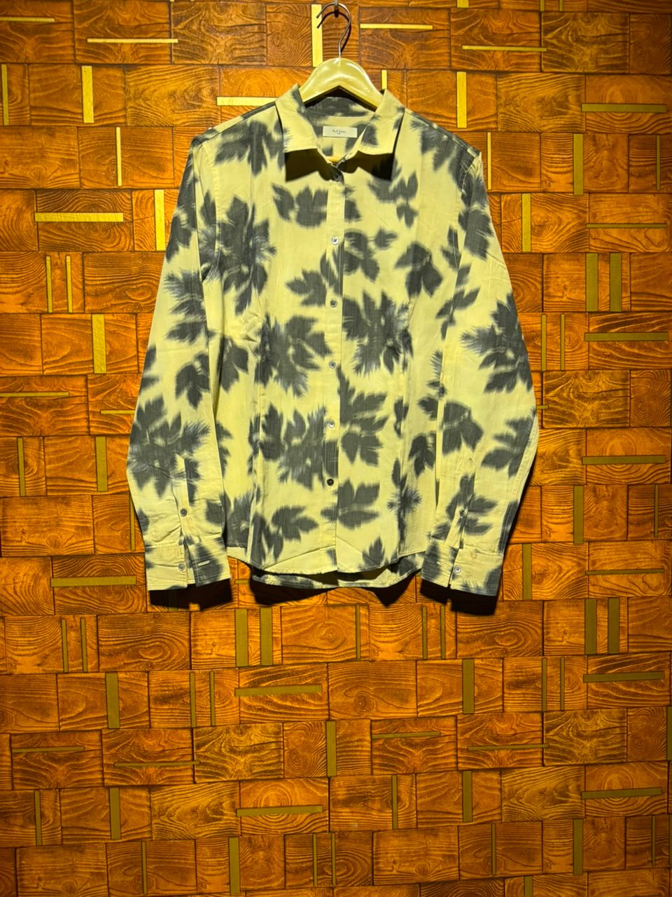 Short top medium chest 21 length 27
Cotton