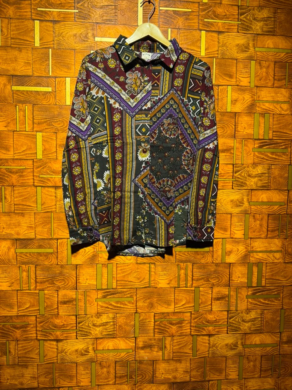 Short top small chest 19 length 26
Linen