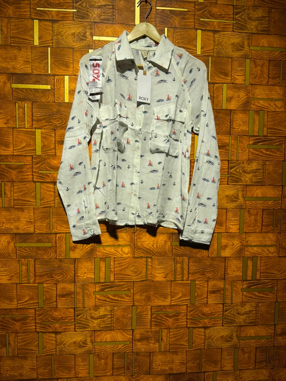 Short top small chest 19 length 22 
Linen