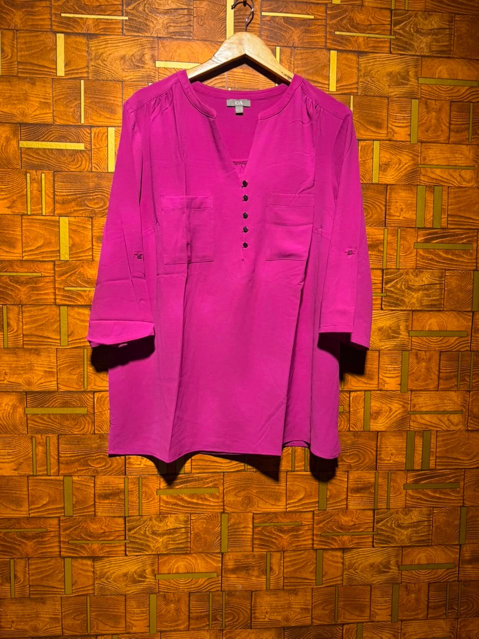 Short top Large chest 25 length 29
Chiffon