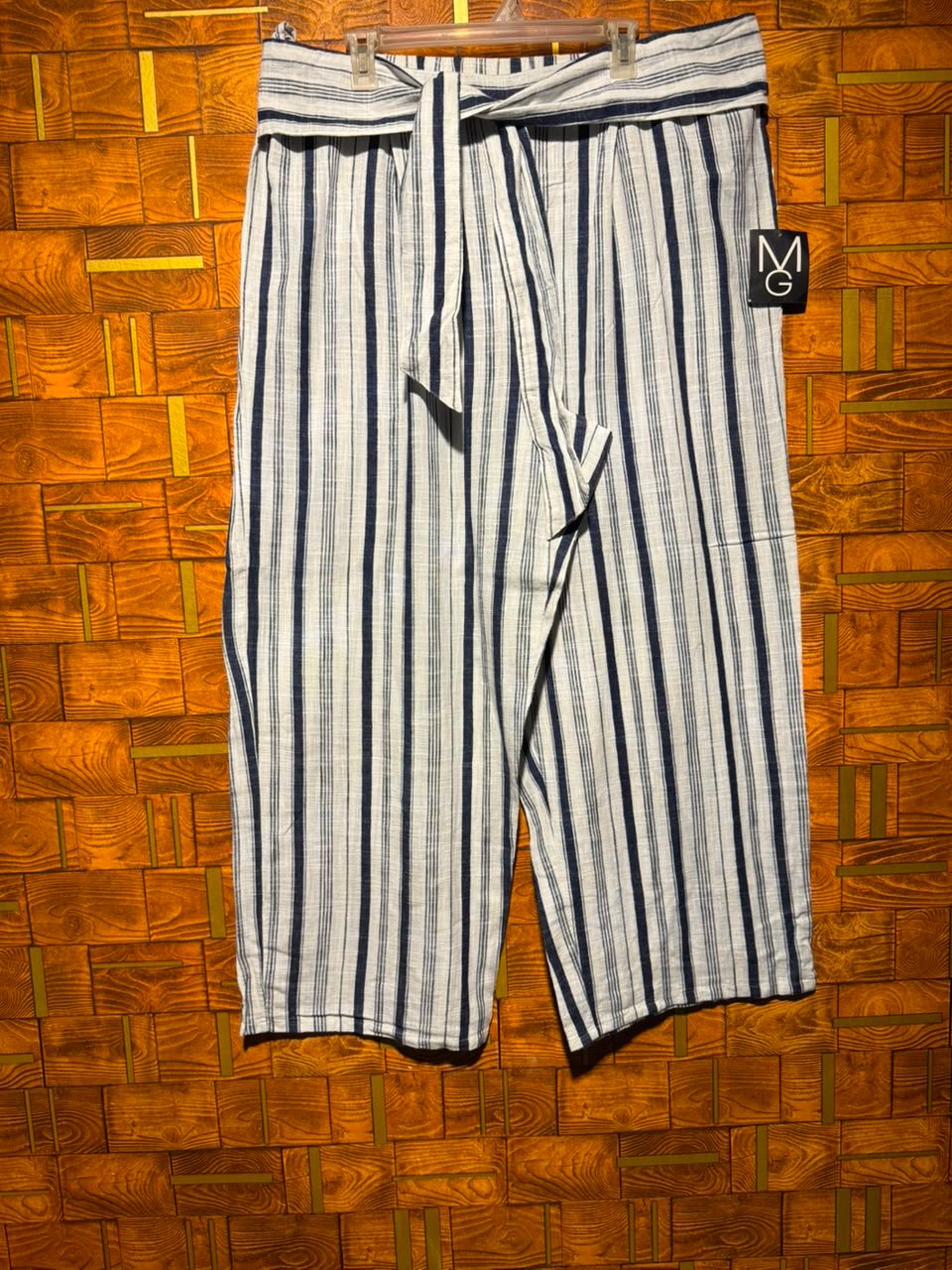 Western plazo west 40/42 length 42
P.172
