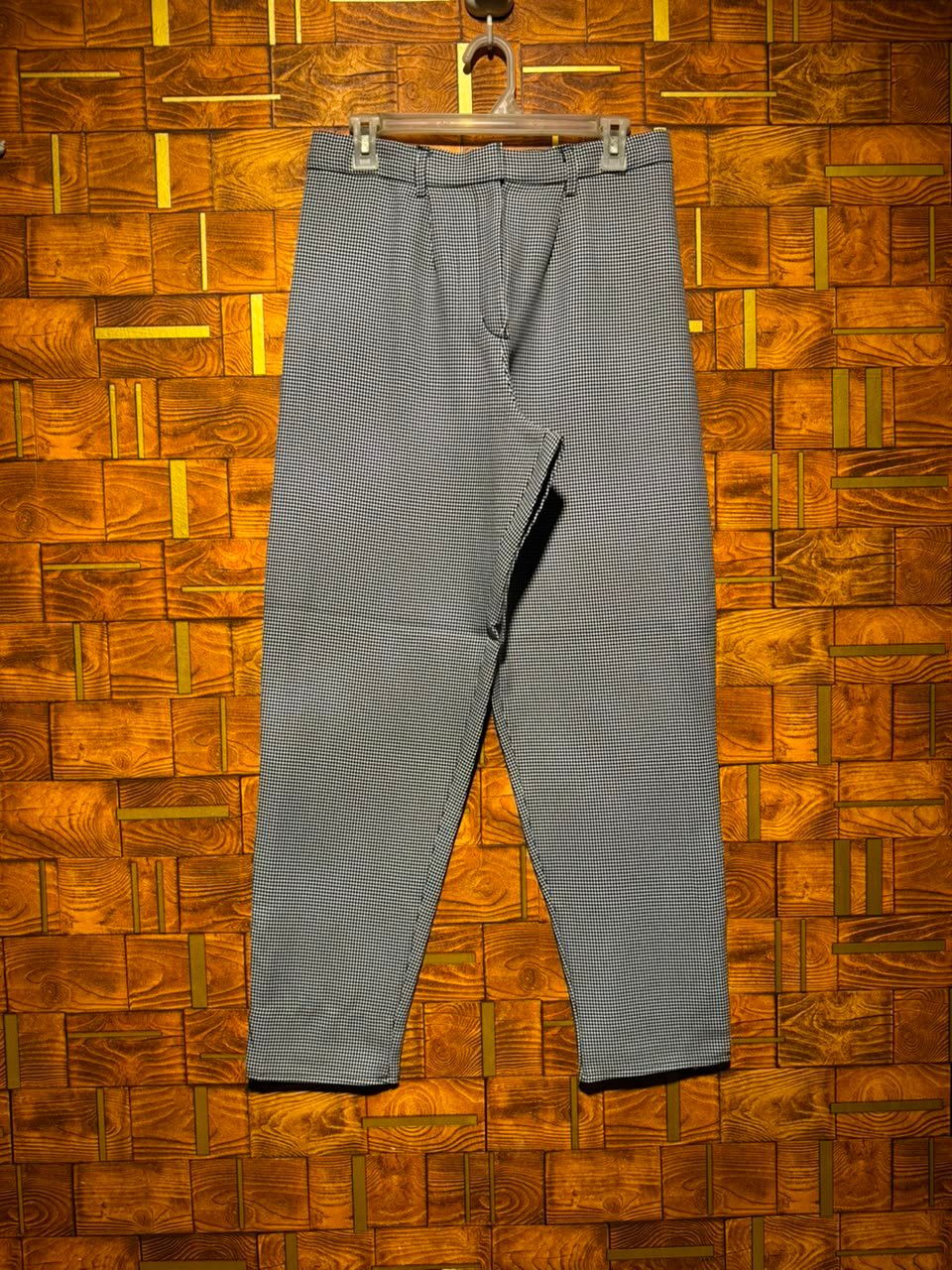 Western trouser west 32 length 41
P.28